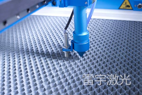 如何使用激光切割機才算安全？老司機告訴你答案！