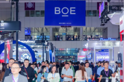 2025深圳國際全觸與顯示展盛大啟幕——走進(jìn)視覺盛宴，觸摸AI+顯示科技的時代脈動