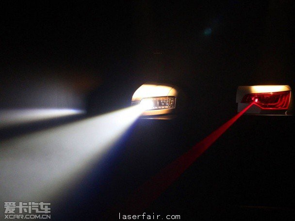 從乙炔到激光 愛(ài)卡縱覽車燈的發(fā)展歷程