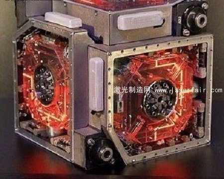 激光陀螺以其獨(dú)特的優(yōu)點(diǎn)在軍事、民用和科研等領(lǐng)域具有廣泛的應(yīng)用。